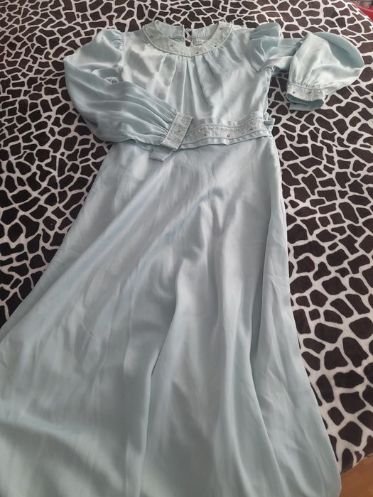 GRATUIT transport Rochie de seara . Salopeta