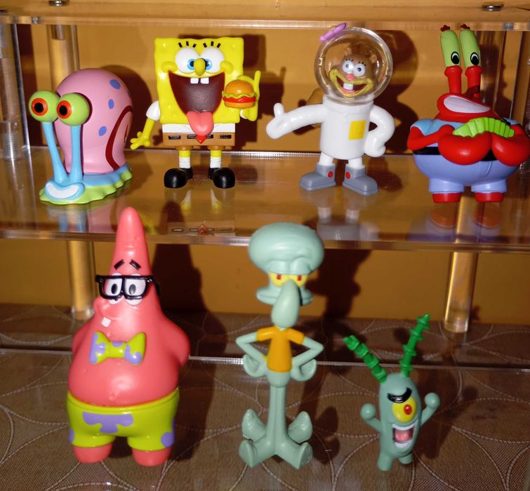 Комплект 3 D фигурки SpongeBob.  7 б-р.
