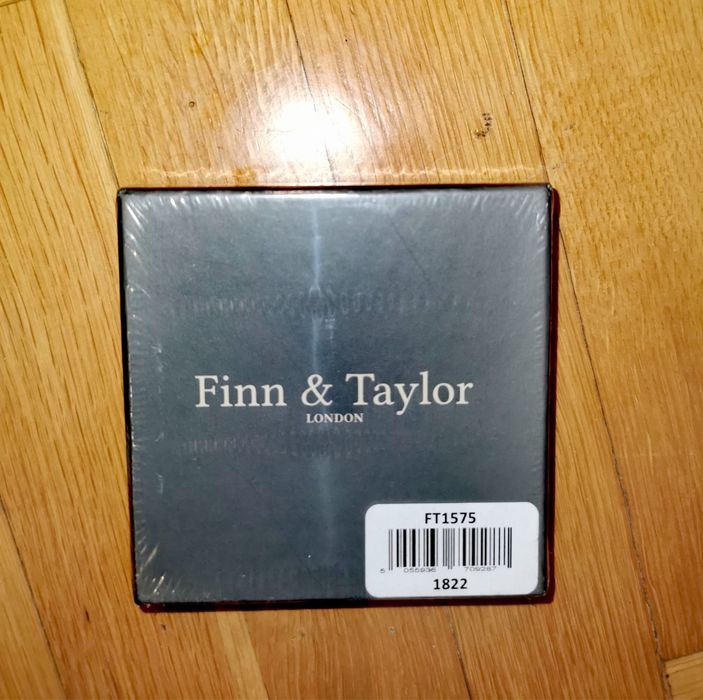 Бижу Гривна с котва Finn & Taylor от синьо червено въже стомана 2бр.