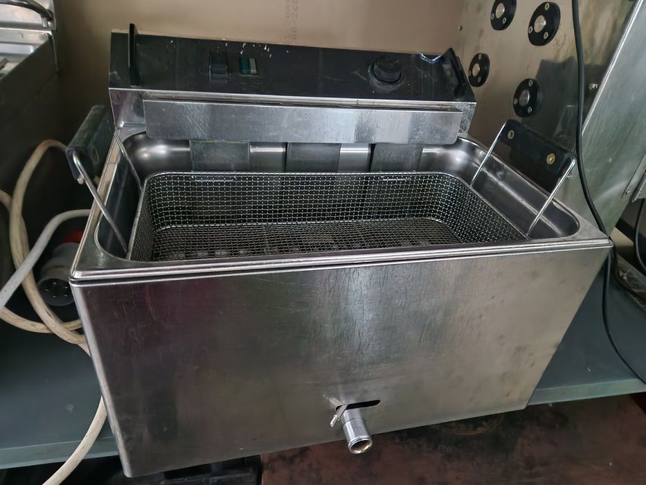 Feliator inox , alte aparate gatit