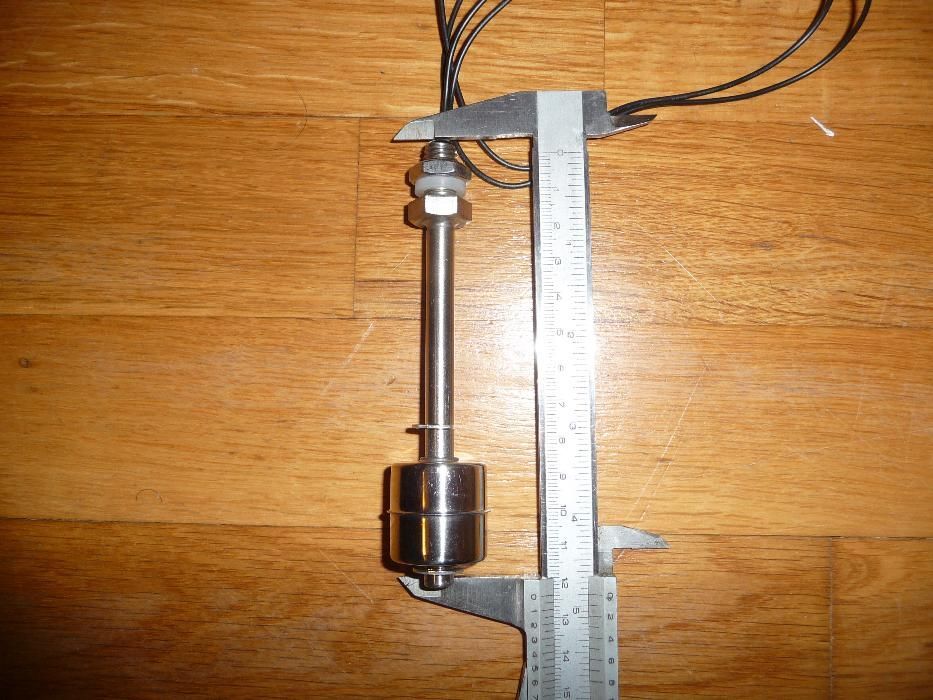 Датчик за ниво на течности, поплавък,прав и на 90градуса