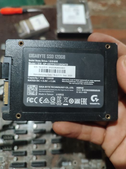 Твердотельный накопитель GIGABYTE