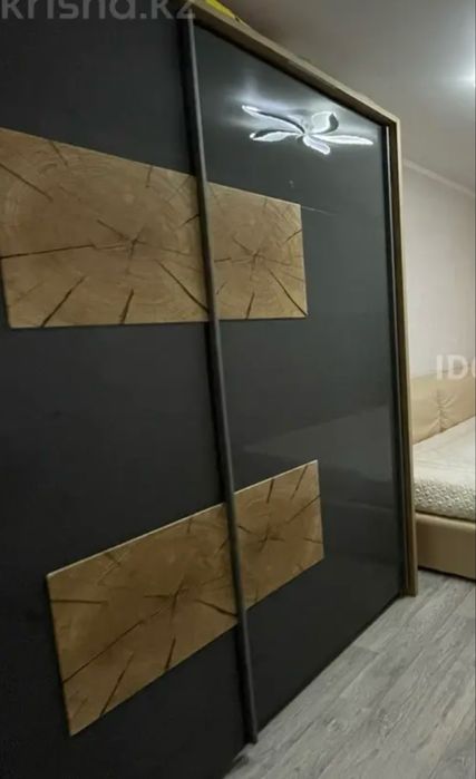 Продам шкаф купе