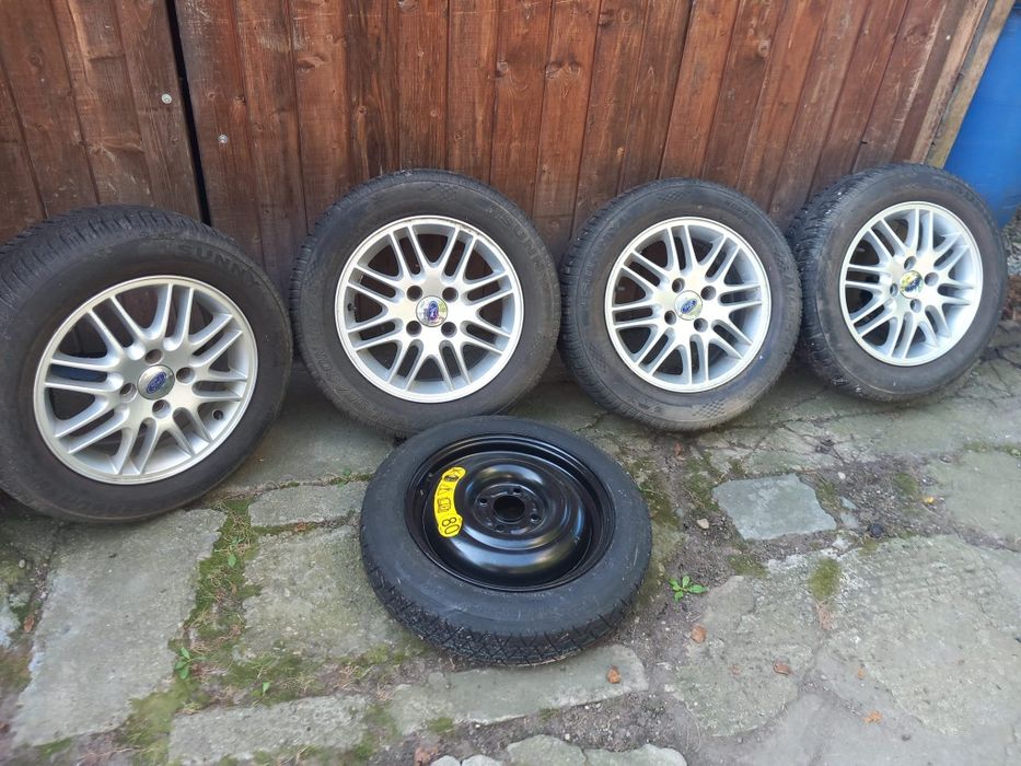 Vând roti focus/fiesta  mk1  2003 , 4 prezoane