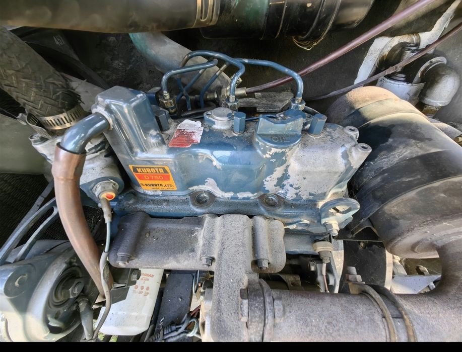 Vând sau schimb miniexcavator Bobcat 220