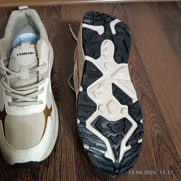 Кроссовки мужские 43 р