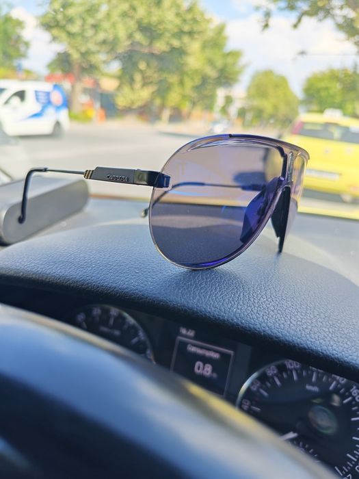 Слънчеви очила CARRERA