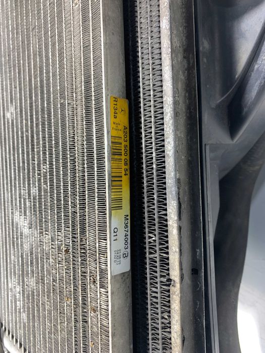 Воден Климатичен радиатор Интеркулер Перка Дифузьор Mercedes W203 2.2