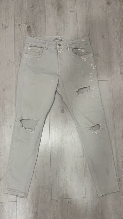 Zara Man светли скъсани дънки, размер-40EU