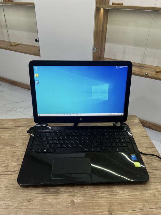Ноутбук HP Core i3