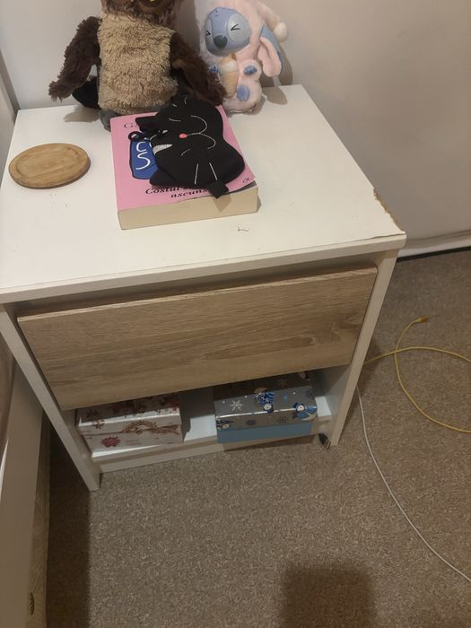 Pat matrimonial , comoda si 2 noptiere