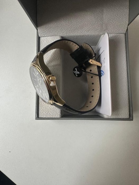 Часы Daniel Klein