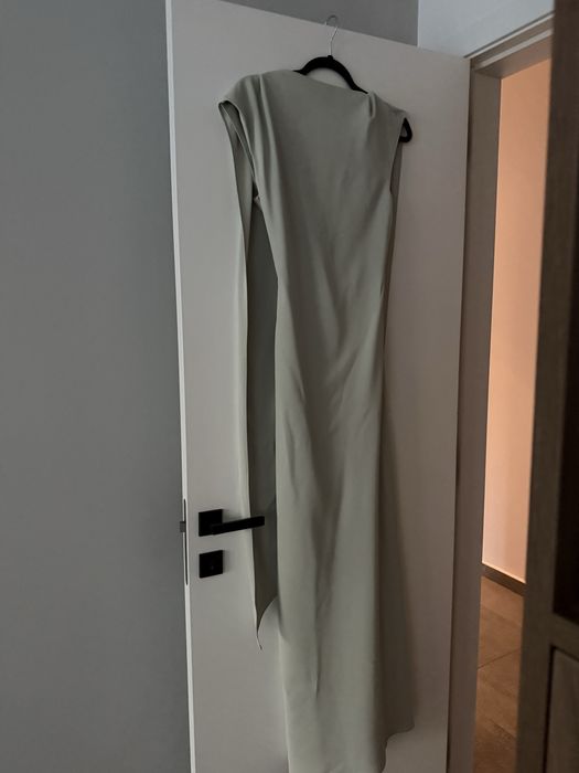 Odd Muse viral официална дълга рокля / сватба бал