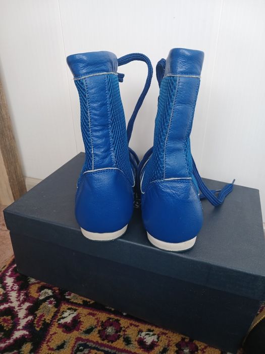 Сапаги Борсовк на бокс