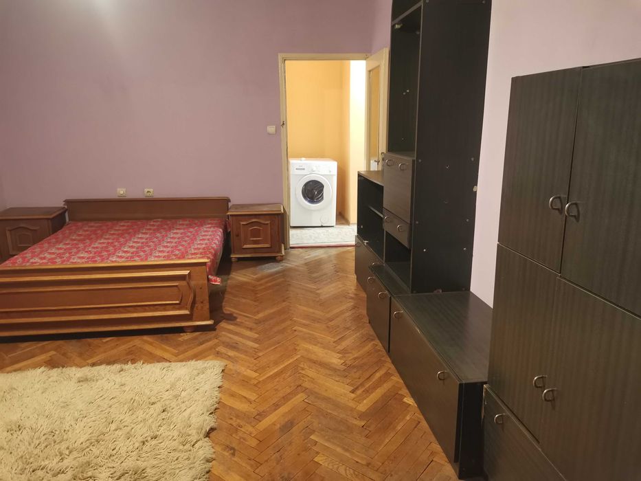 Дава се под наем Двустаен апартамент в Враца, Река Лева - 64 кв.м за 306 € - Снимка #1