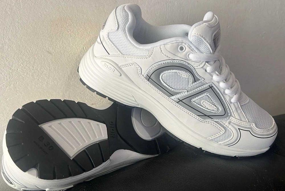 нови ЛУКС Dior B30 Triple White (reflective) 40 41,42,43,44,45,46 номер