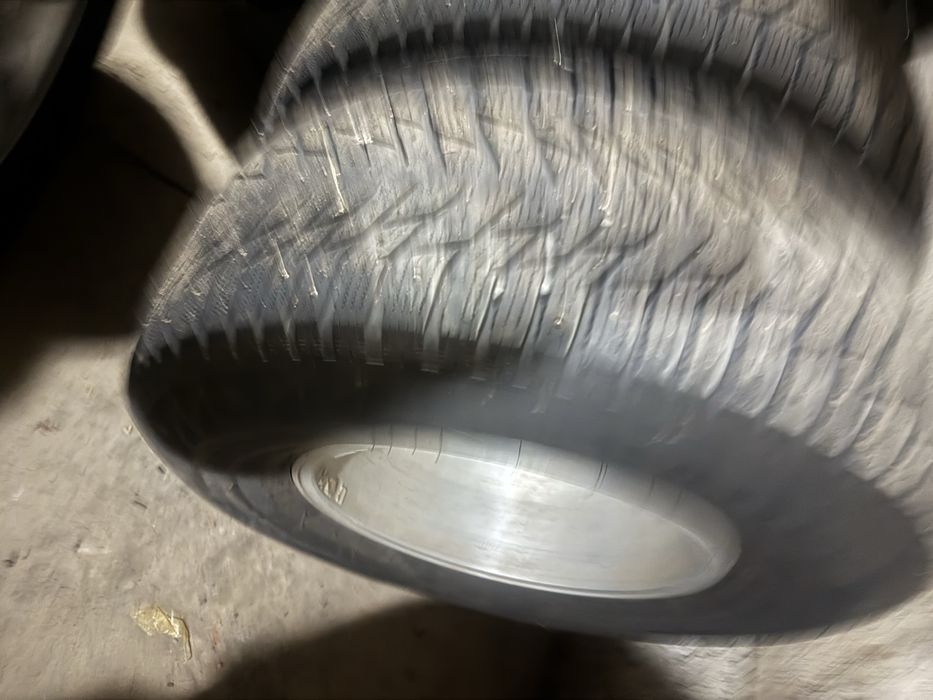 Шины с дисками на Ленд крузер 100