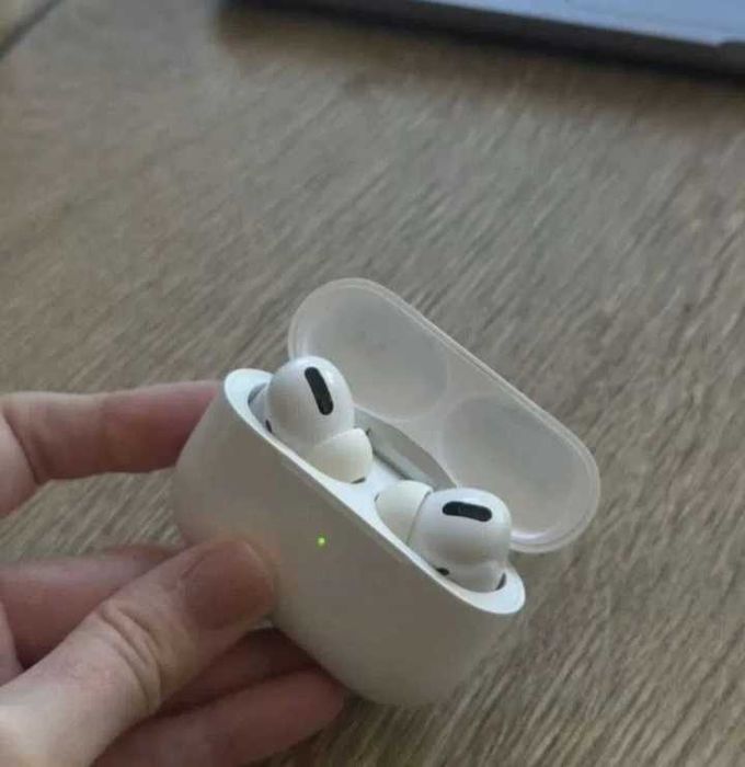 Срочно!Недорого продаю AirPods Pro