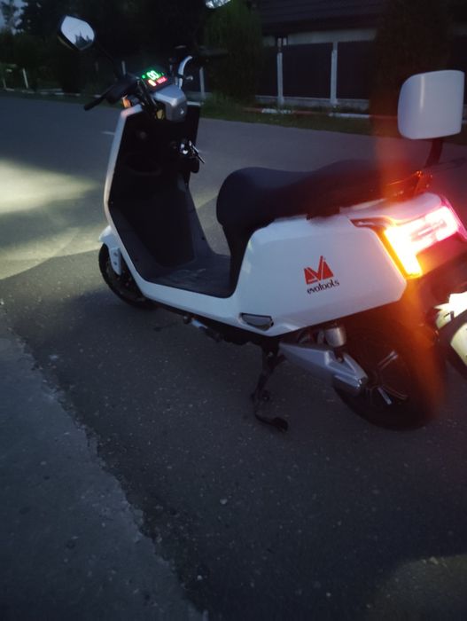 Scuter electric Evotools Nou