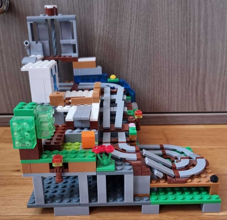 Конструктор отговарящ на Лего Майнкрафт