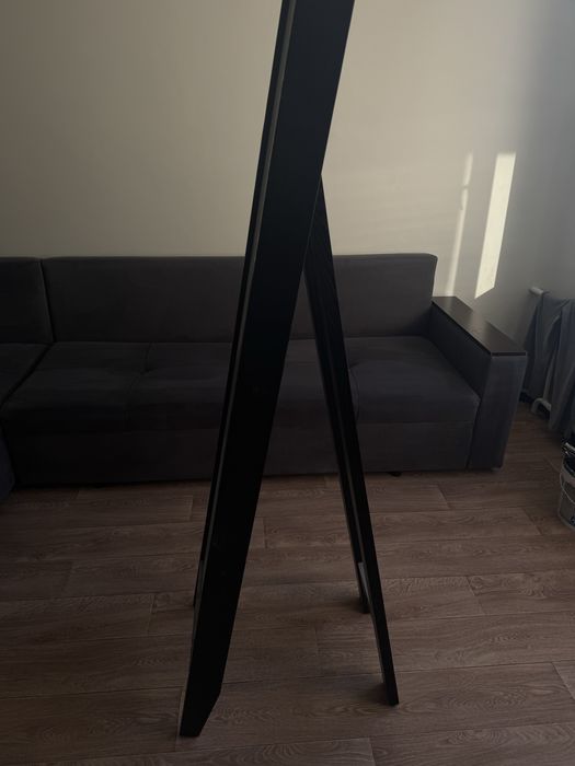 Диван угловой ,зеркала