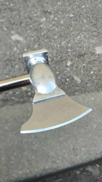 Ciocan snitele cu toporisca