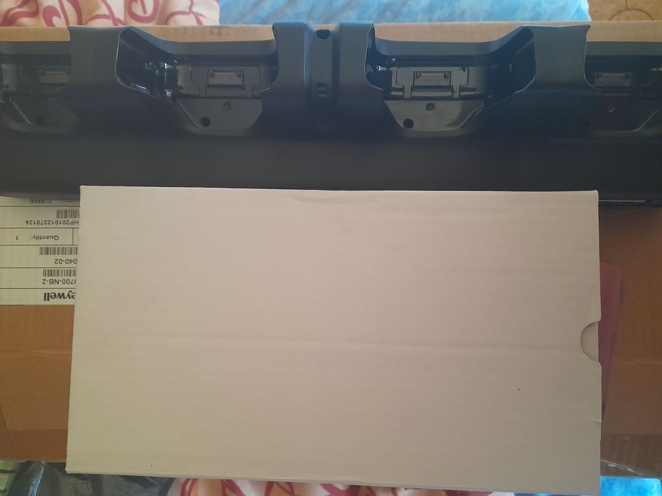 Мобилни терминали за зареждане на поставка Honeywell Dolphin