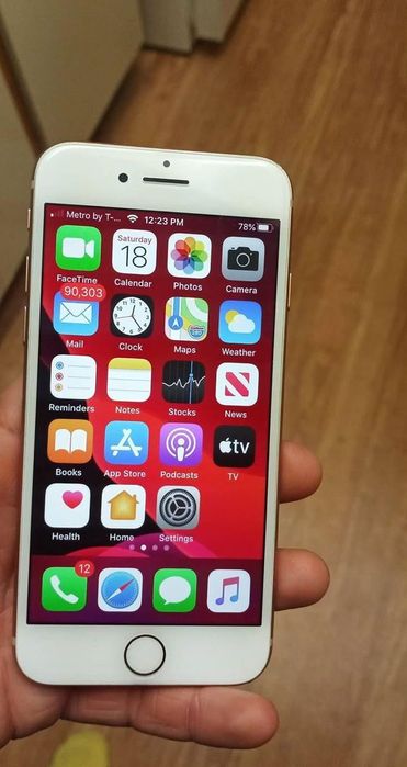 iPhone SE 2020 идеал белый