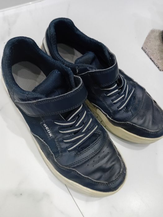 Кроссовки в хорошем состоянии