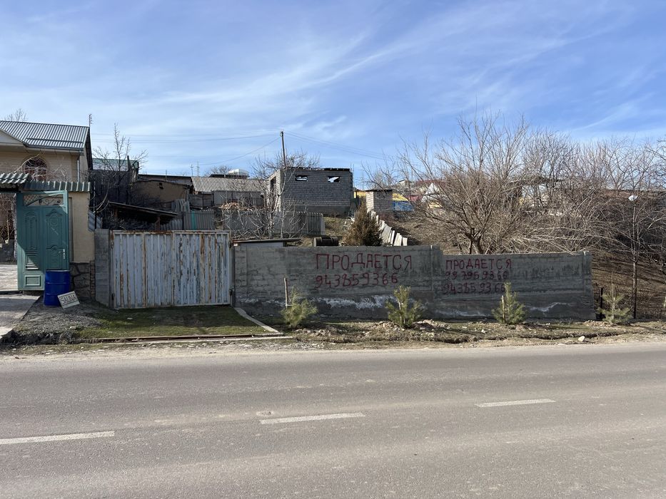 Продается  участок в чимён вдоль дороги 8 сот.