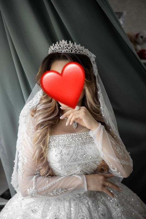 Kelin koylak sotiladi srochno