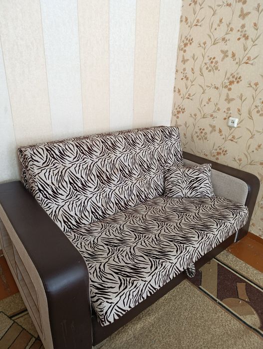 Диван раскладывающийся