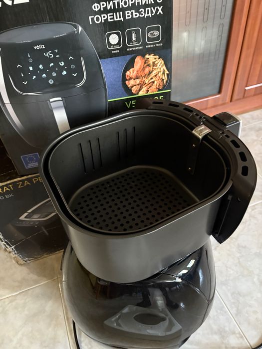 Фритюрник с горещ въздух