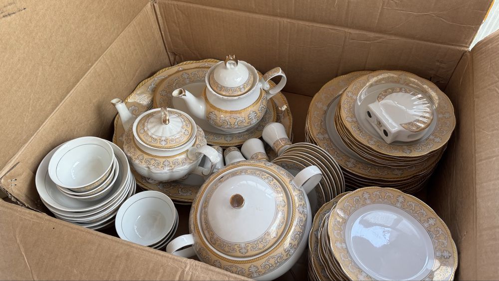 Японский Столовый сервиз. Новый.