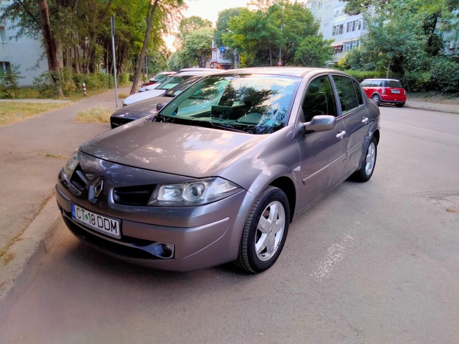 RENAULT Megane