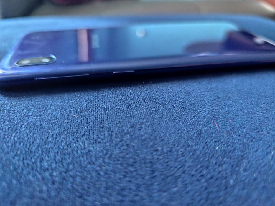 Телефон  Samsung galaxy A10