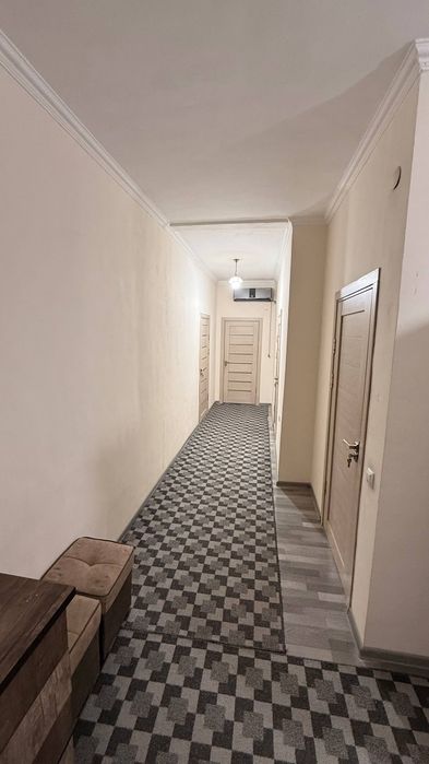 Qarshi Sitydan kvartira sotiladi