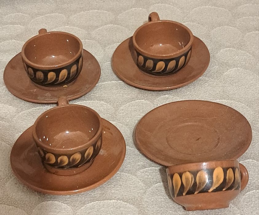 Керамични чашки за кафе