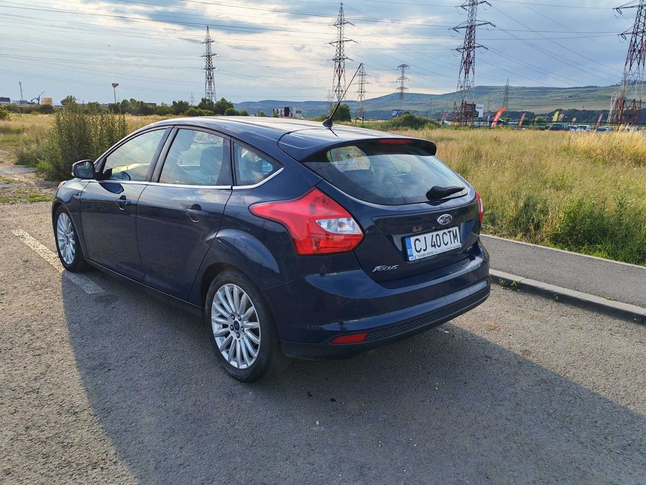 FORD Focus 2013 — imagine 5