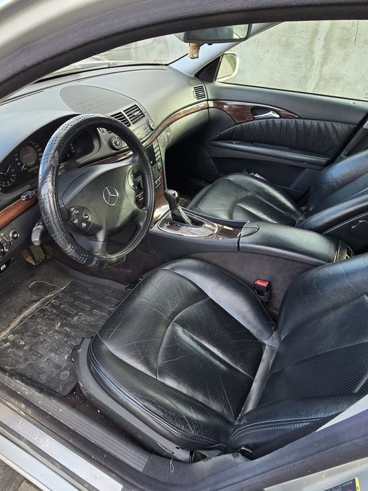 Mercedez-benz E200 2.2 CDI