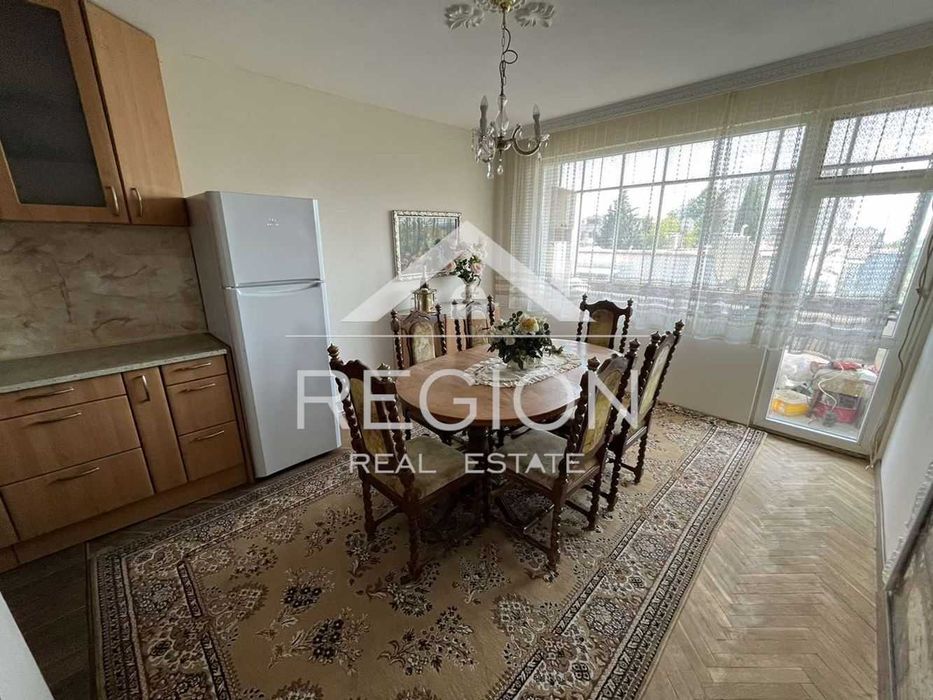 Дава се под наем Четиристаен апартамент в Варна, Нептун - 100 кв.м за 612 € - Снимка #1