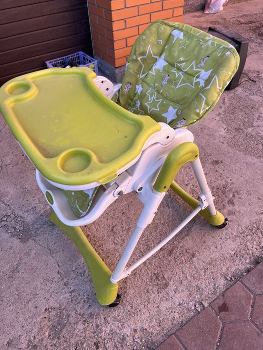 Детский стульчик для кормления