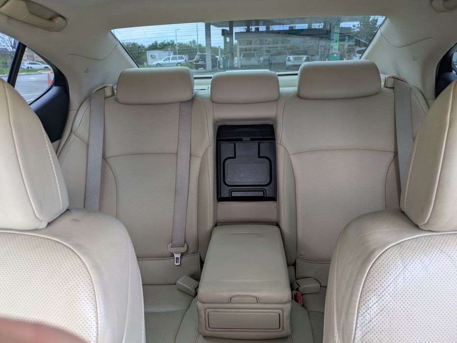 Lexus IS 250 Luxury Edition manual