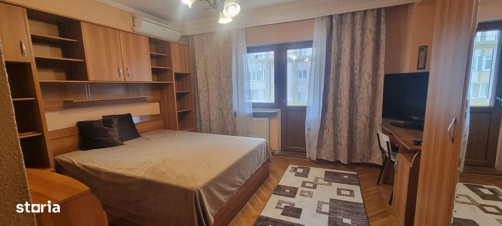 Inchriez apartament 3 camere ultracentral Pitesti
