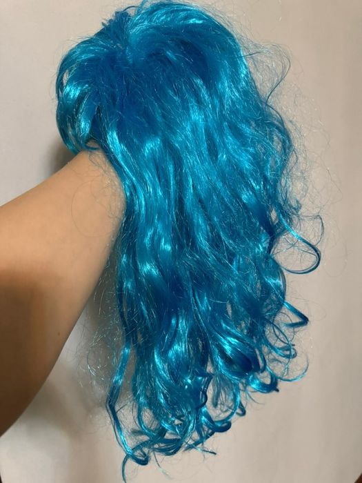 Продаётся  костюм