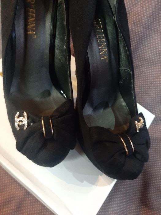 Туфли замшевые 37 размер