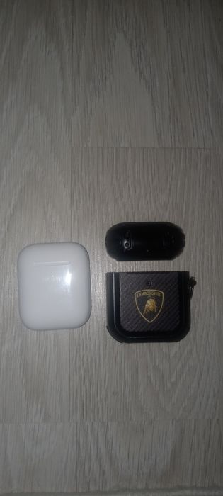 Наушники airpods 2, б/у, оригинал с чехлом, э