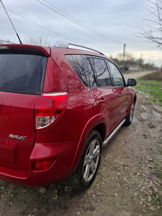 Se vinde Toyota RAV4 , an 2007, motor 2.2 D-CAT diesel