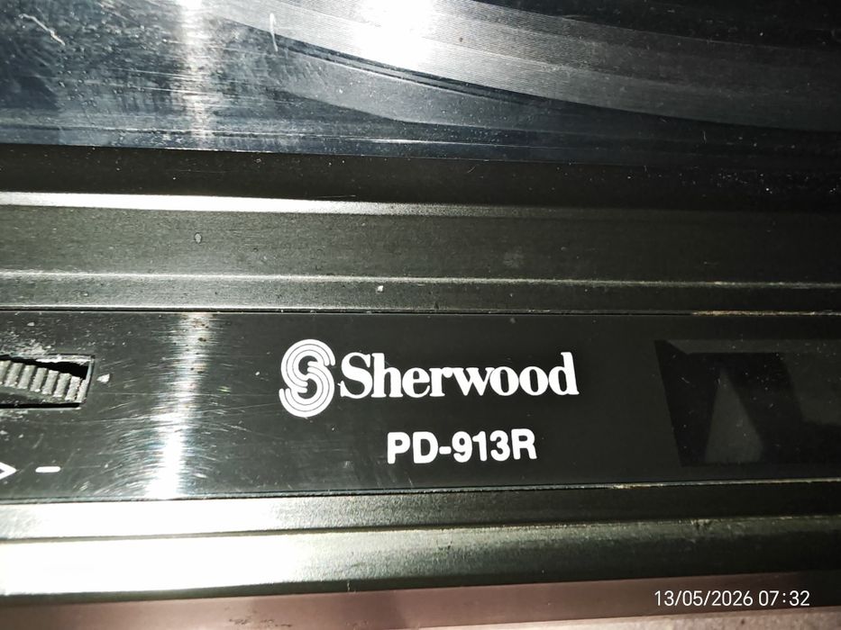 PACHET AUDIO - Pickup Sherwood , Technics , Jamo , Sharp, Colecție Viniluri
