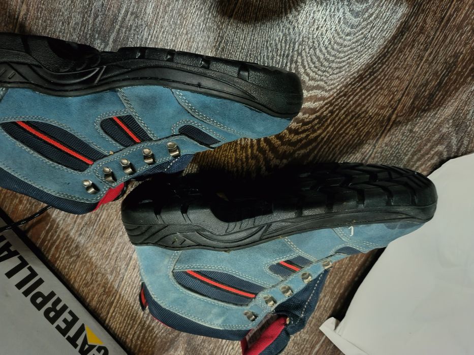 Рабочие ботинки новые